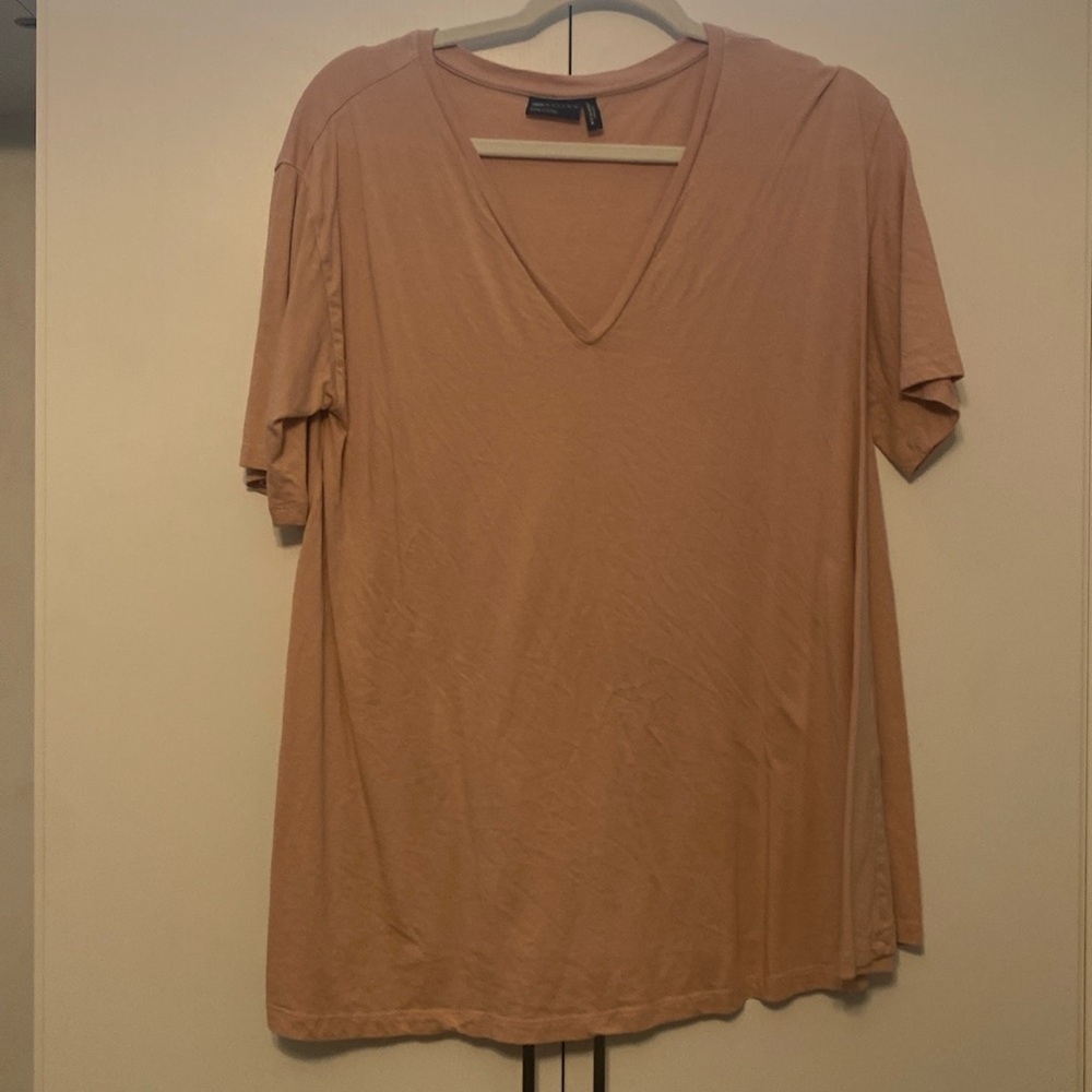 ASOS Maternity V Neck Short Sleeve Tee in Pink Size 8